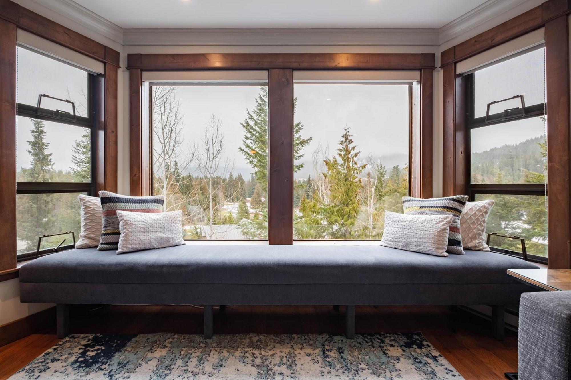 Greyhawk By Outpost Whistler Villa Exterior foto