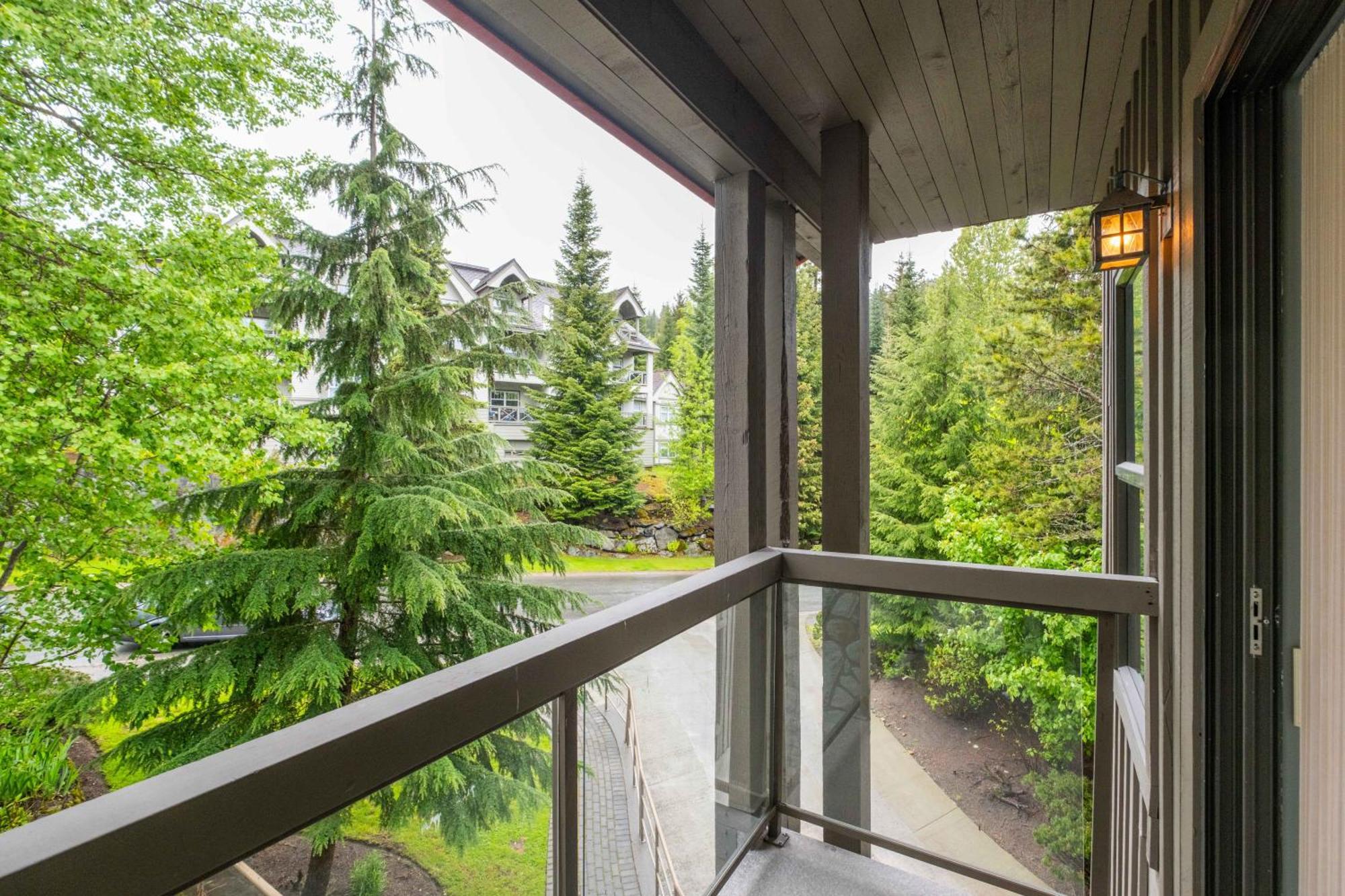 Greyhawk By Outpost Whistler Villa Exterior foto