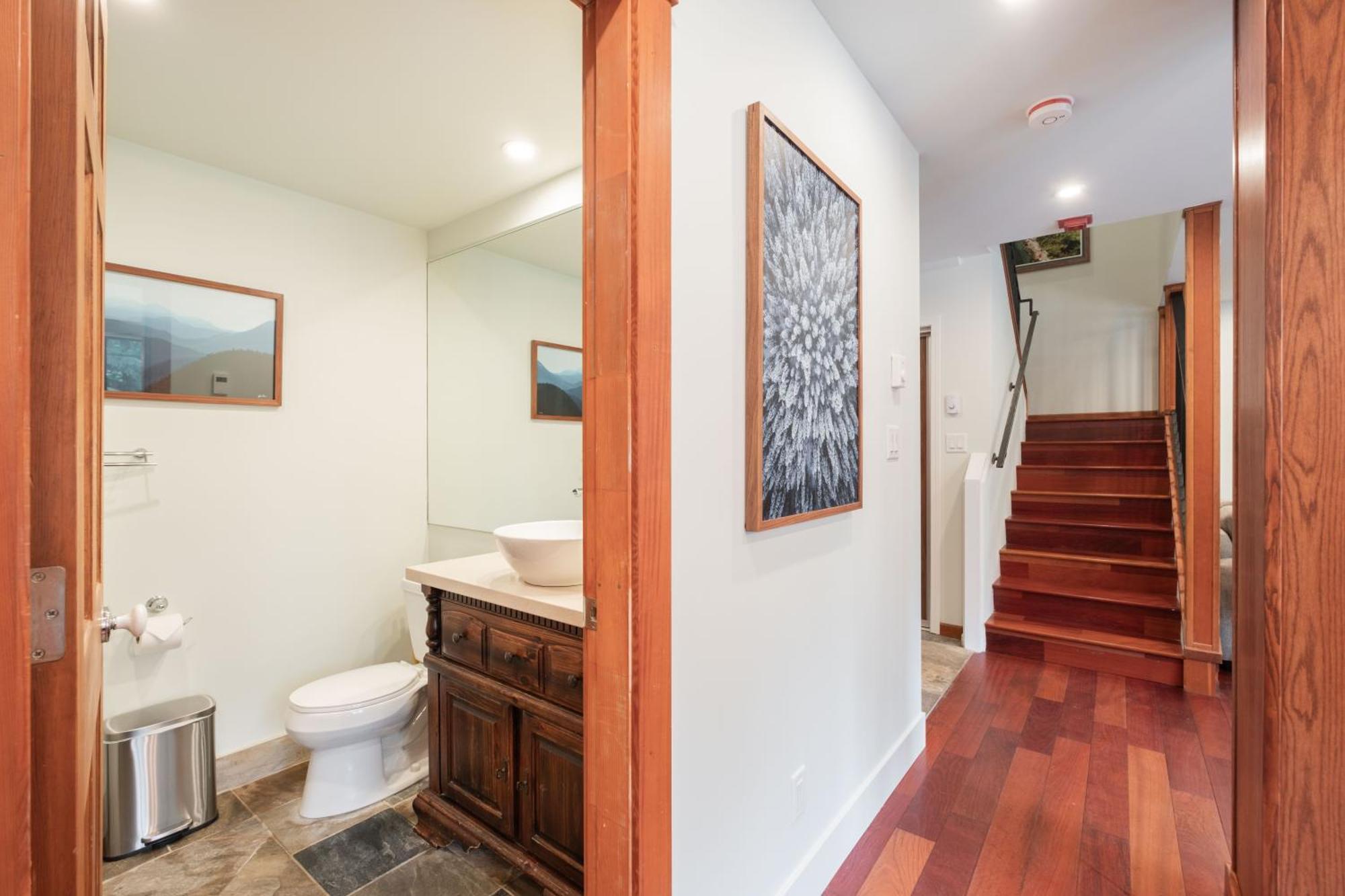 Greyhawk By Outpost Whistler Villa Exterior foto